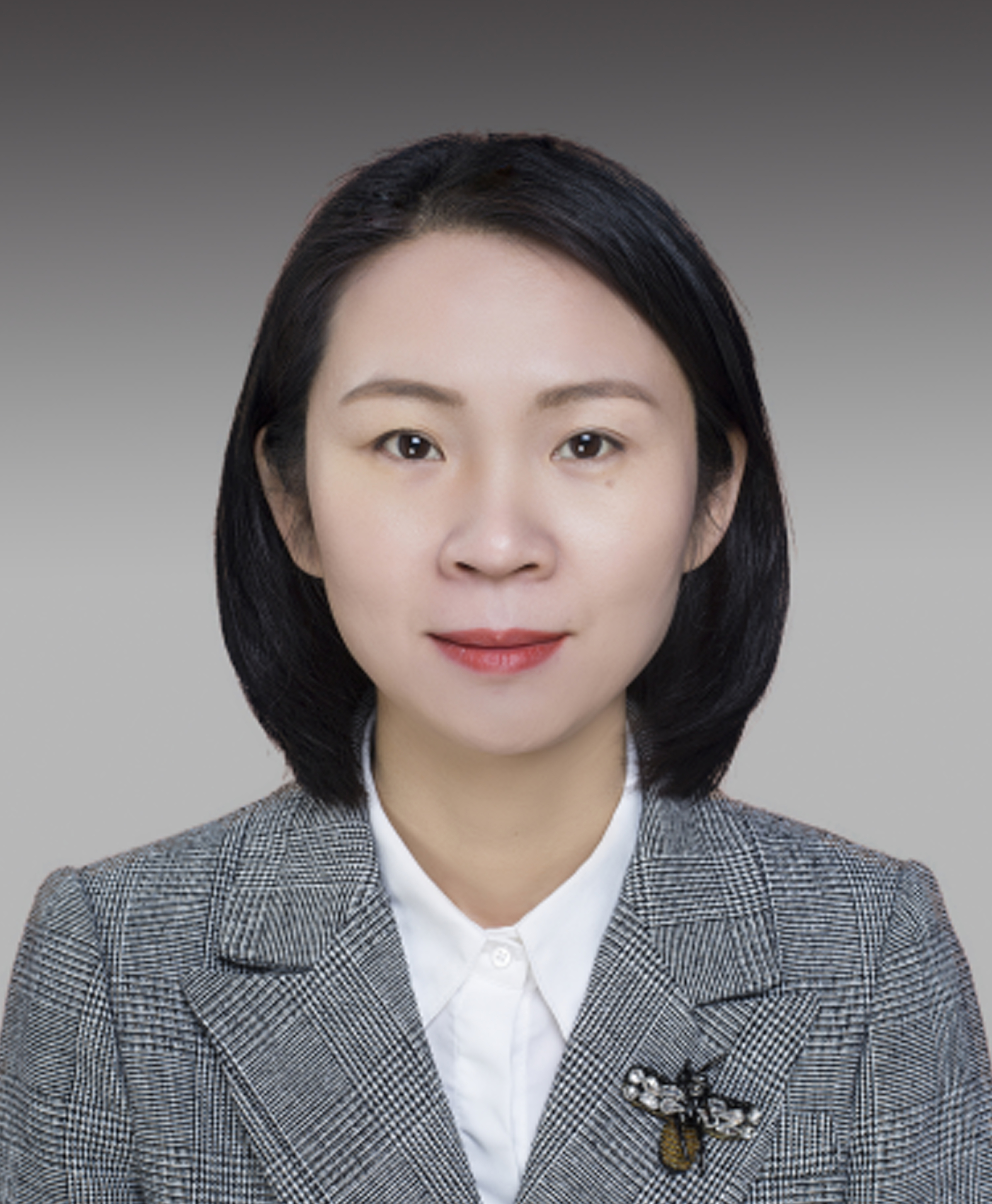 中共党员,1981年4月生,山西泽州人,大学本科学历, 2003年12月参加工作