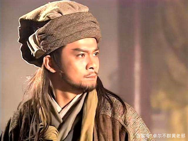 丐帮历代相传两大绝学，为何降龙十八掌可外传，打狗棒法却不行？_百科TA说