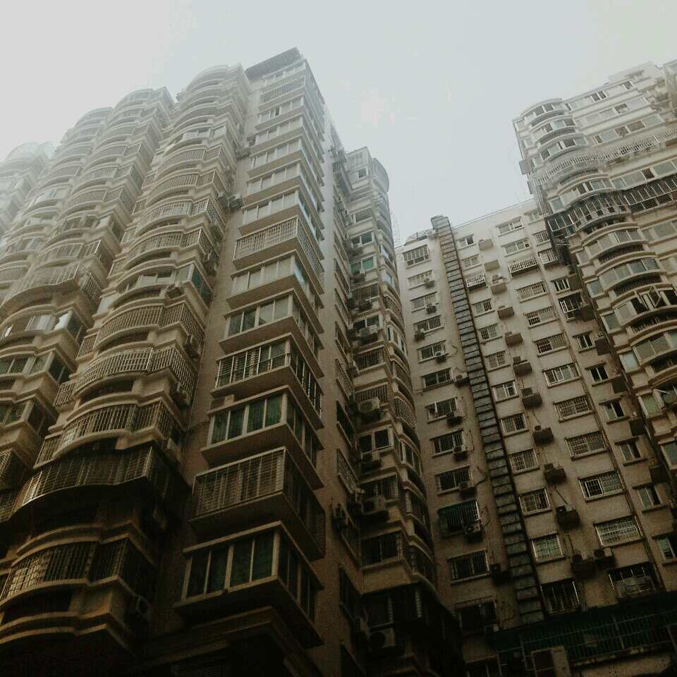  p data-id="gnhfv4k5c8">万禾广场是位于厦门市思明区湖滨南路813号