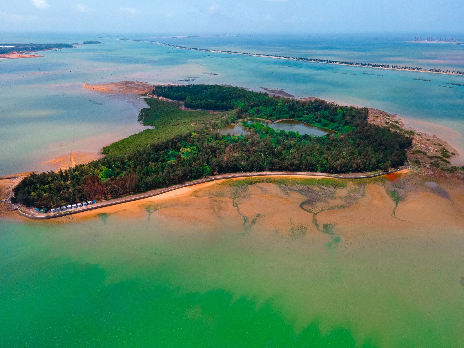  p>麻蓝头岛,又称麻兰头岛,麻蓝岛, span class="ref" data-ctrid="