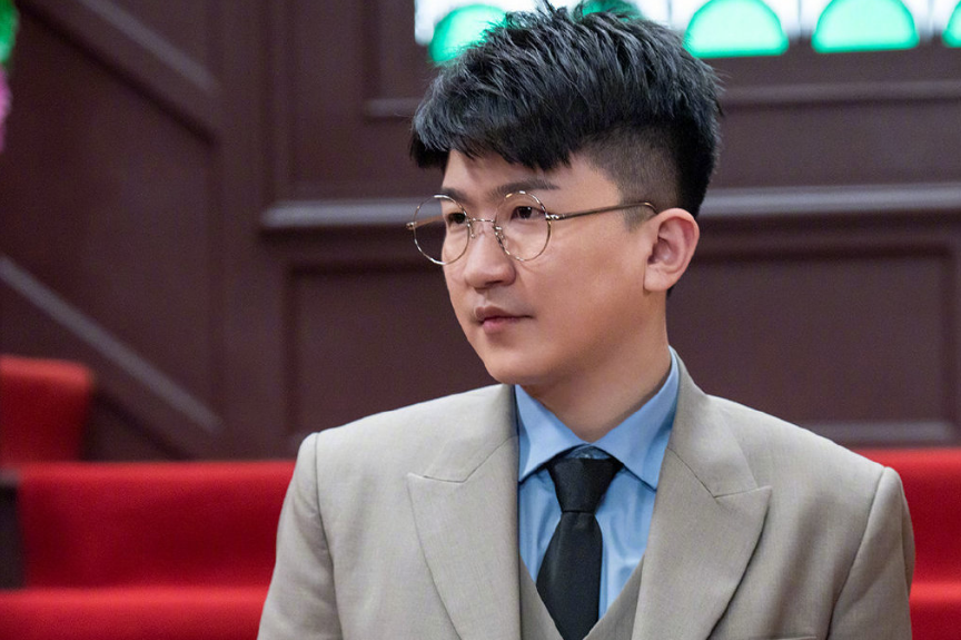 张大大别做主持了，你更适合当个黄金配角！_百科TA说