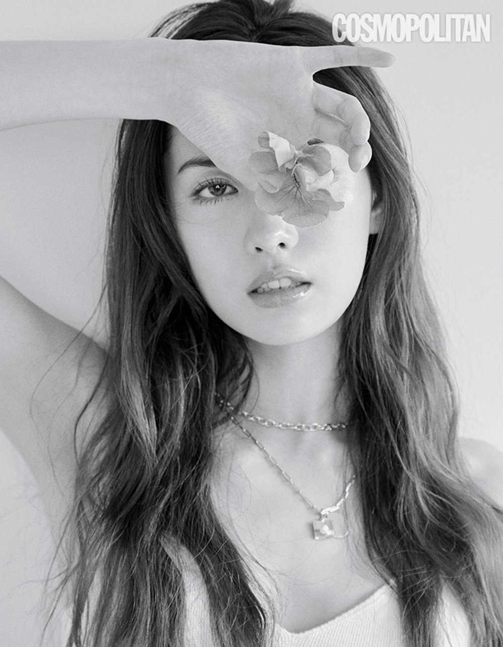 ">林珍娜(nana),1991年9月14日出生于韩国忠清北道清州市,韩国女歌手