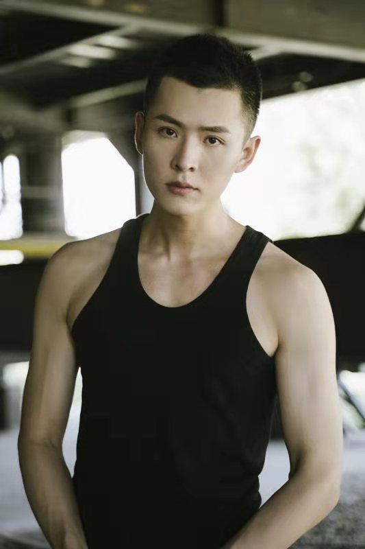 李俊麟 全网资源