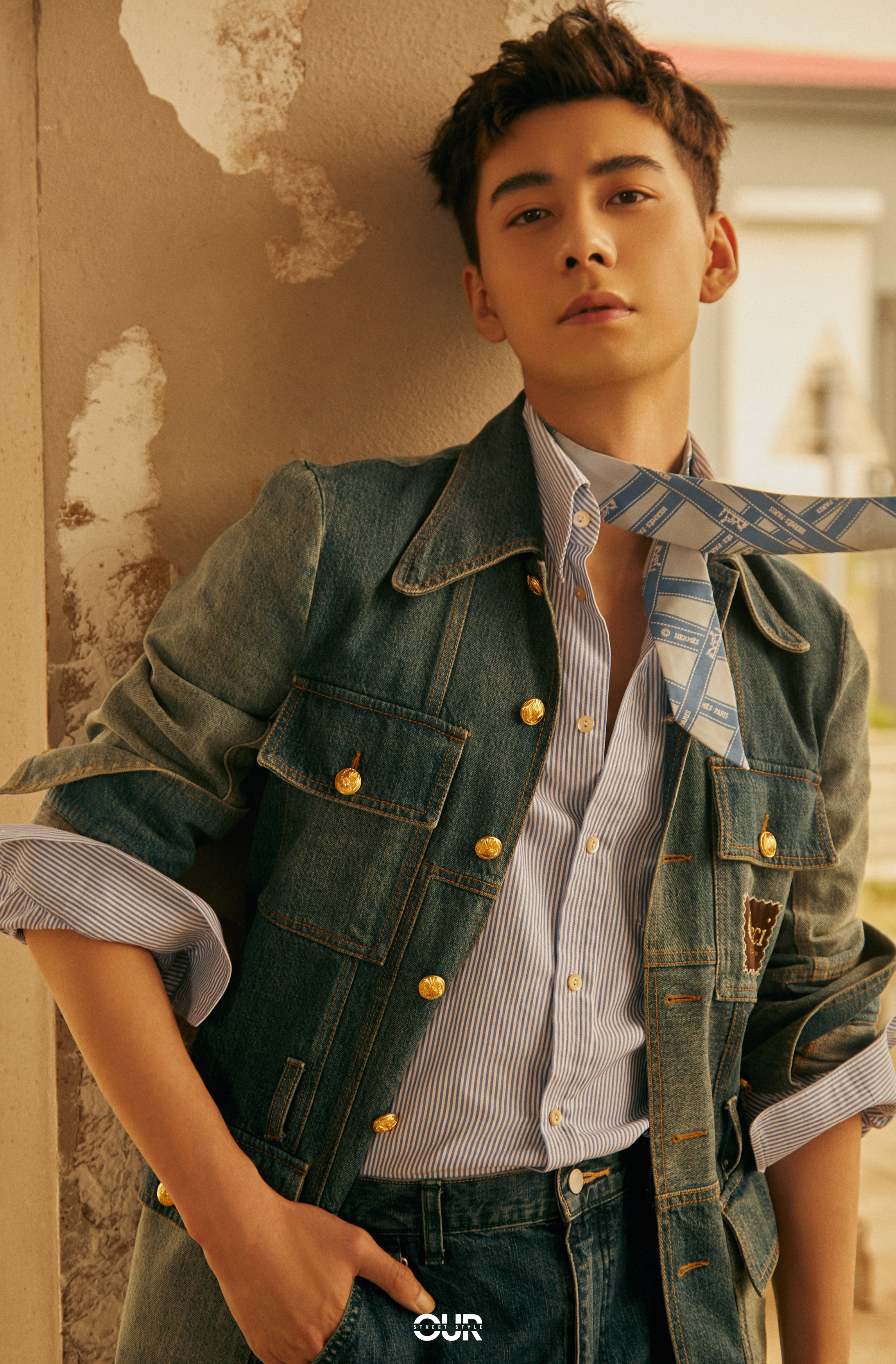  p>陈星旭,男,1996年3月31日出生于辽宁省沈阳市,中国内地男演员,毕业