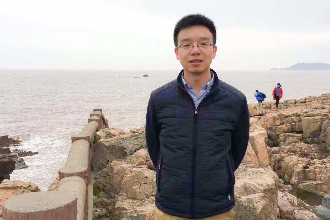  p data-id="gnasr9nupc">周光大,福斯特董事. /p>