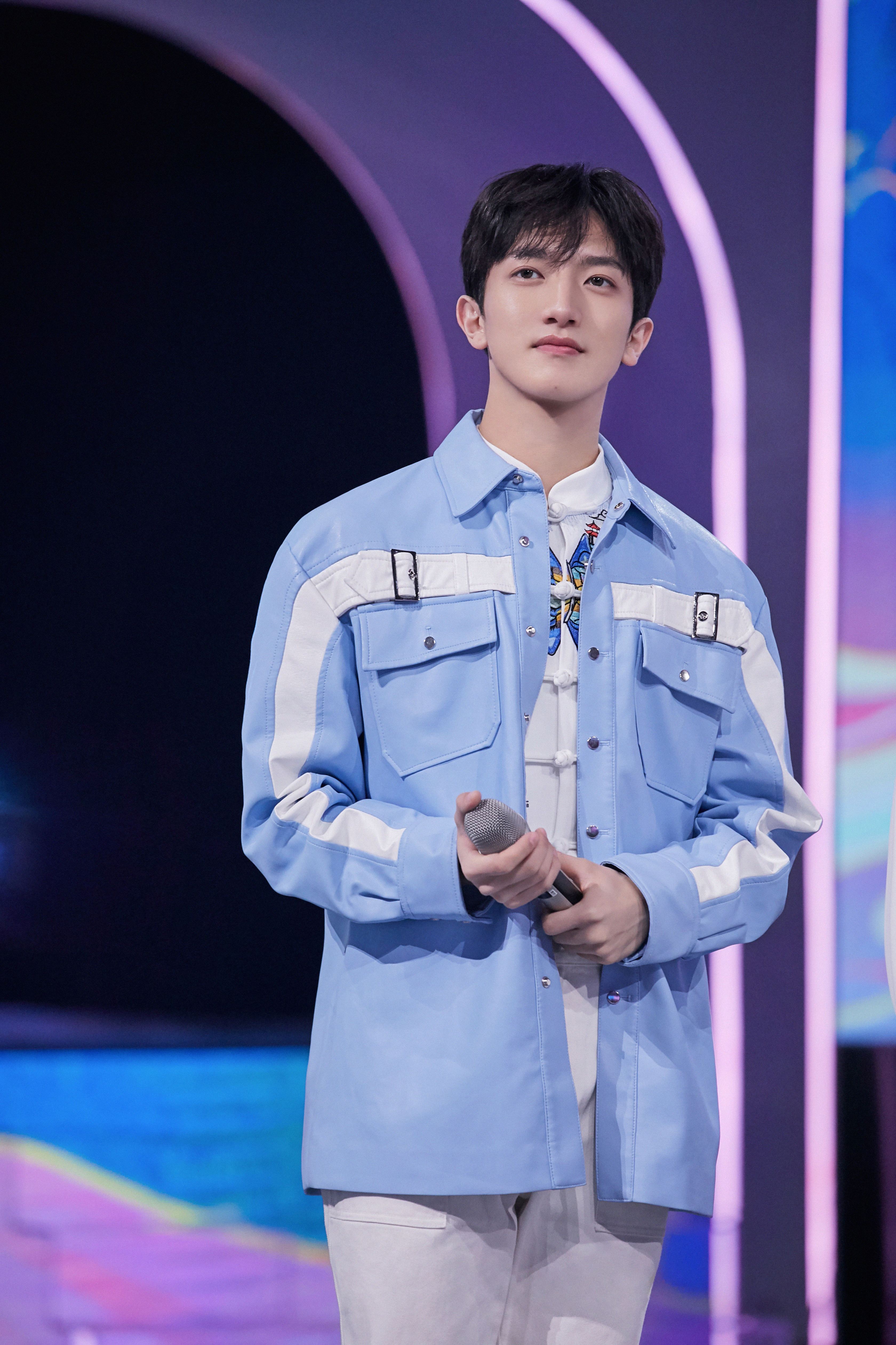 data-ctrid="tf47ghxg4mpi">袁帅,男,中国内地男主持人,音乐剧演员, 