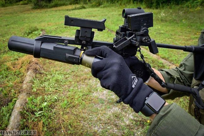 警用38mm枪挂式防暴榴弹发射器