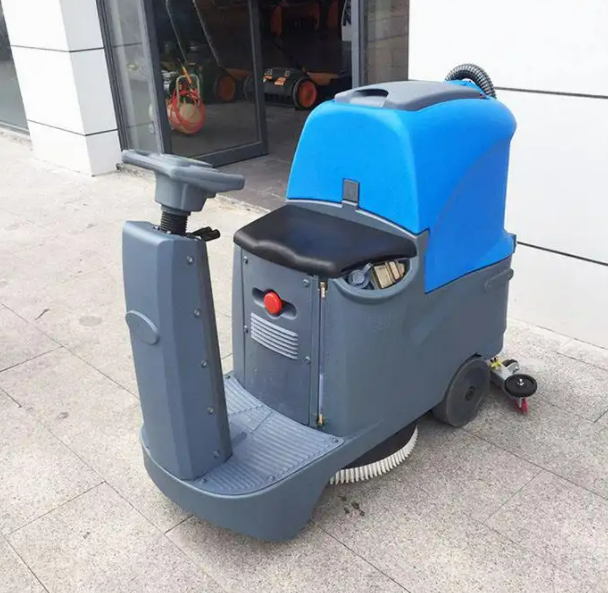 工业扫地机