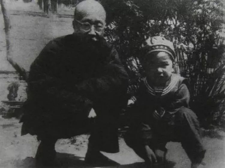 周作人：一个才华横溢的大汉奸_百科TA说