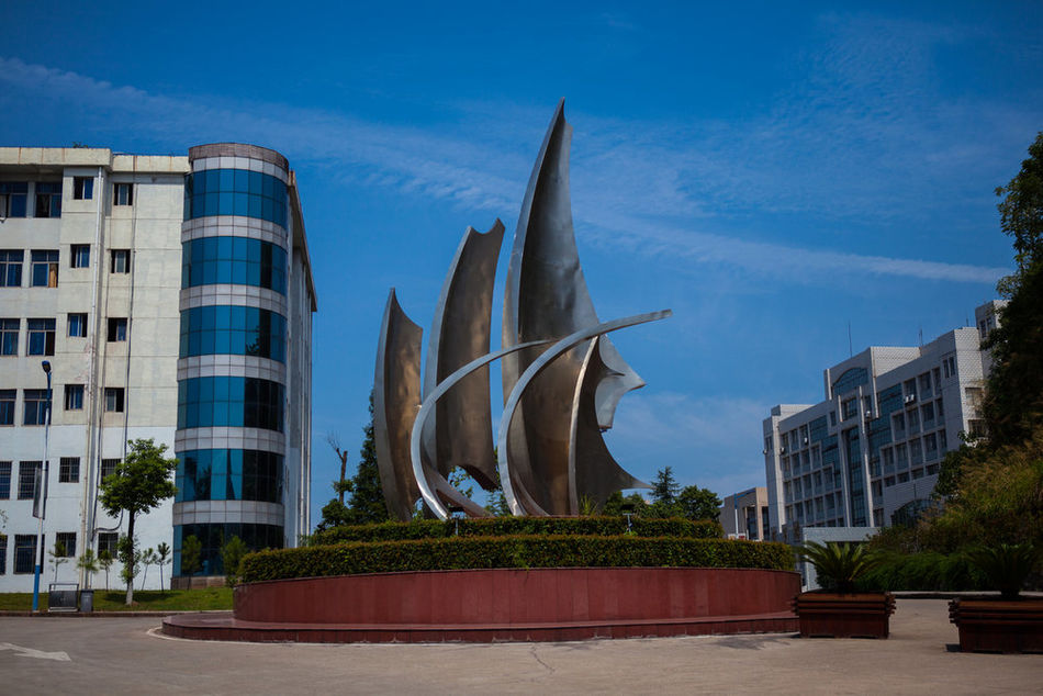  p data-id="gnbuo1r2cp">萍乡学院(pingxiang university)坐落于江西