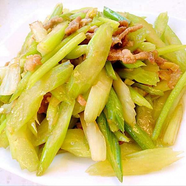 西芹炒肉丝