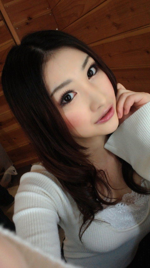  p>水岛津实(水嶋あずみ,又译作水嶋杏美)是一名 a target="_blank"