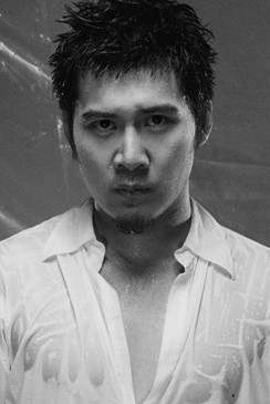  p>根据王万青事迹改编的电影 b>《甘南曼巴》 /b> /p> p> b> /b> /p>