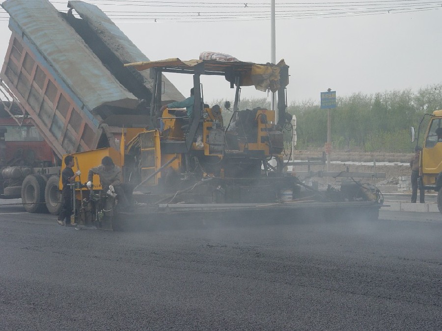 混凝土沥青路面