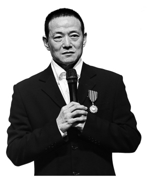  p data-id="gnt9k4gauq">吴兴国,1953年4月12日出生于中国台湾省高雄