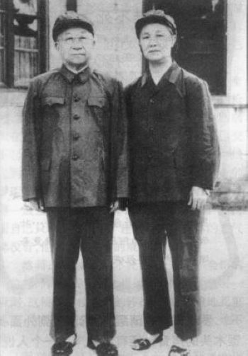  p>张云逸 i>(1892年8月10日-1974年11月19日) /i>,广东省文昌县(今属
