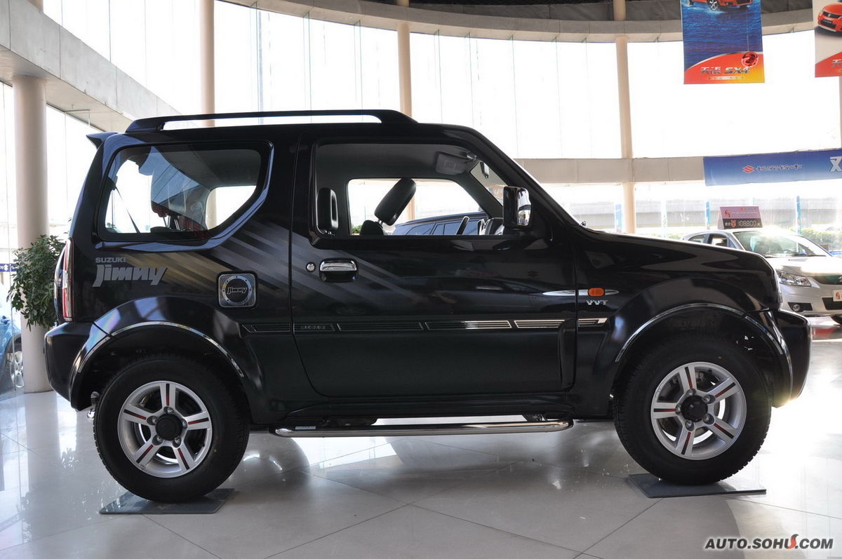  p>铃木吉姆尼是指由日本铃木公司生产的轻型越野车,英文名称为"jimny