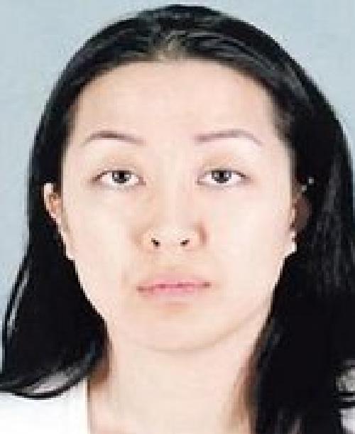  p data-id="gnbrudpq07">李凡尼(tiffany li)