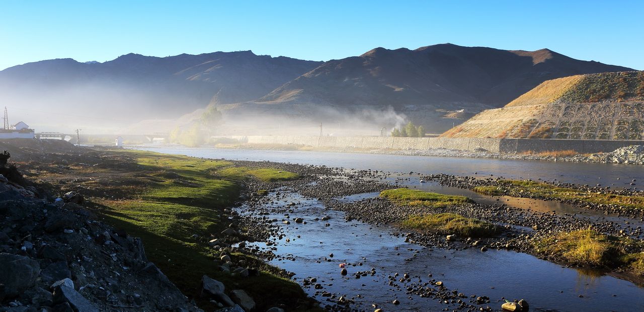 位于新疆北部阿勒泰地区富蕴县,占地面积788平方公里,距乌鲁木齐485