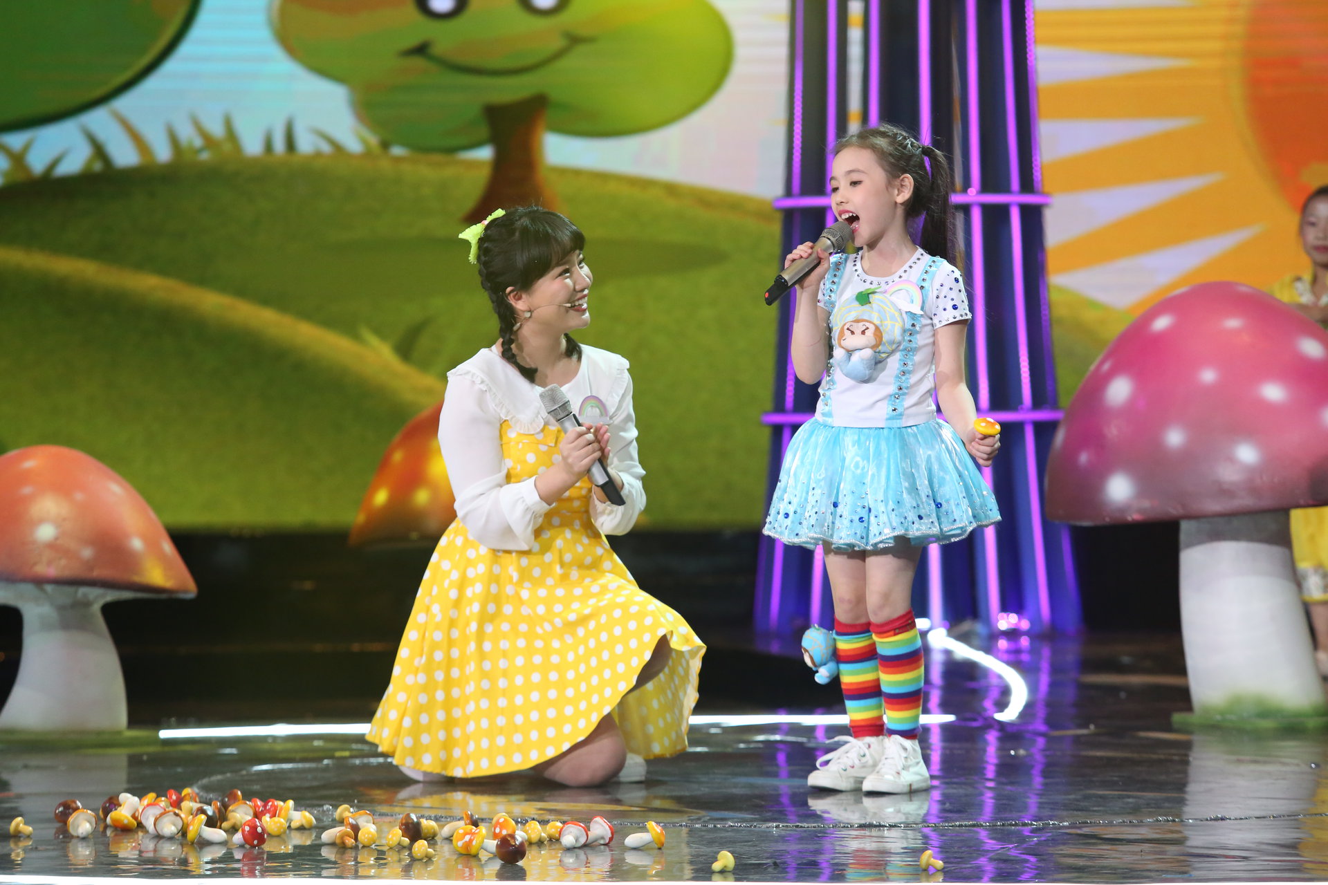  p>宋梓欣,中美混血女孩,2010年1月26日出生于广东中山.