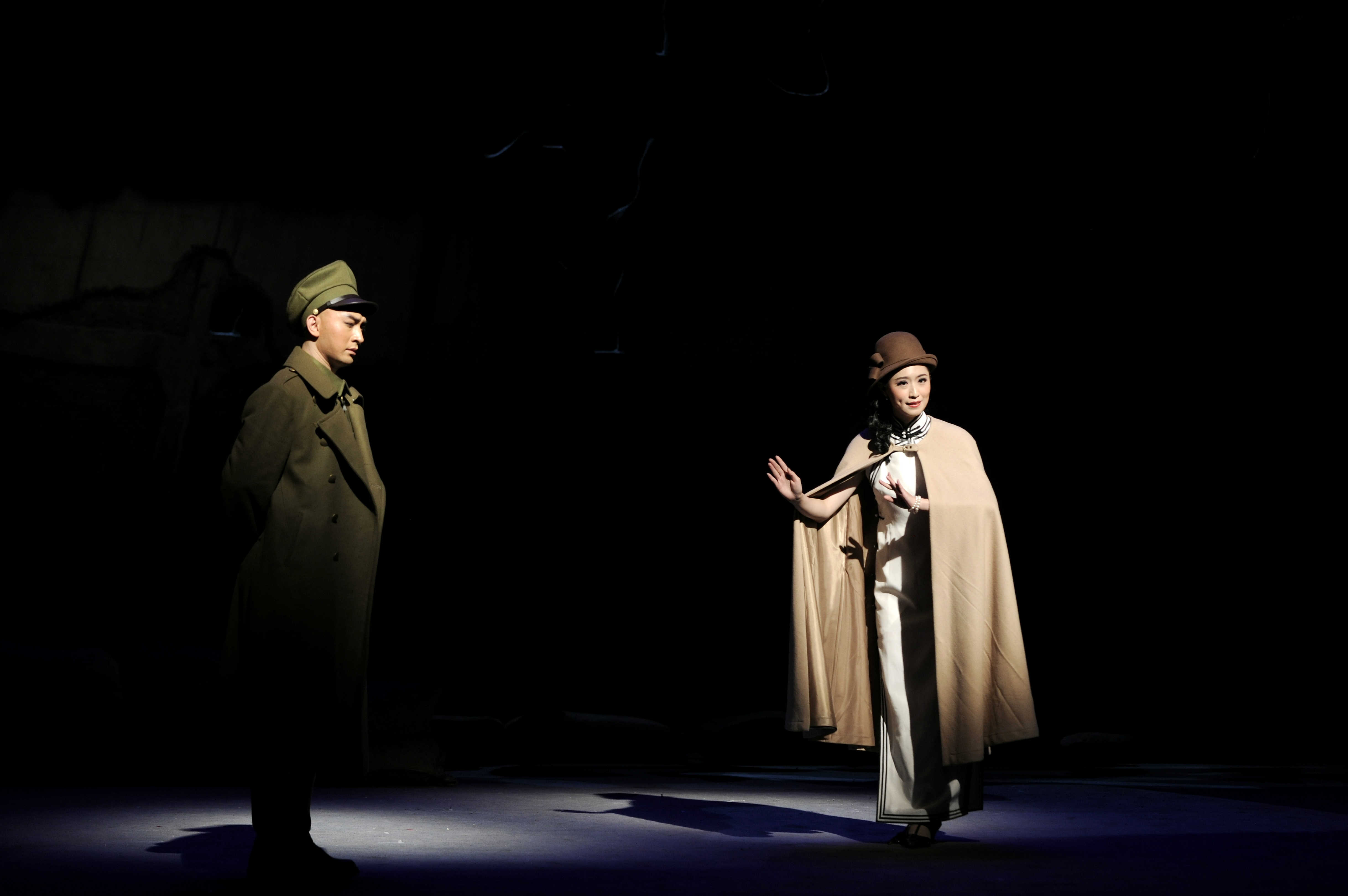 blank" href="/item/上海戏剧学院/1736818" data