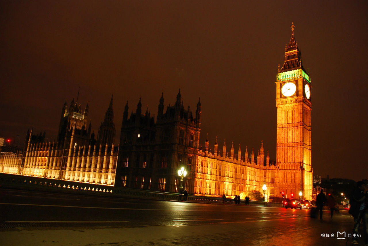  p>伊丽莎白塔(the elizabeth tower),旧称钟塔(the clock tower)