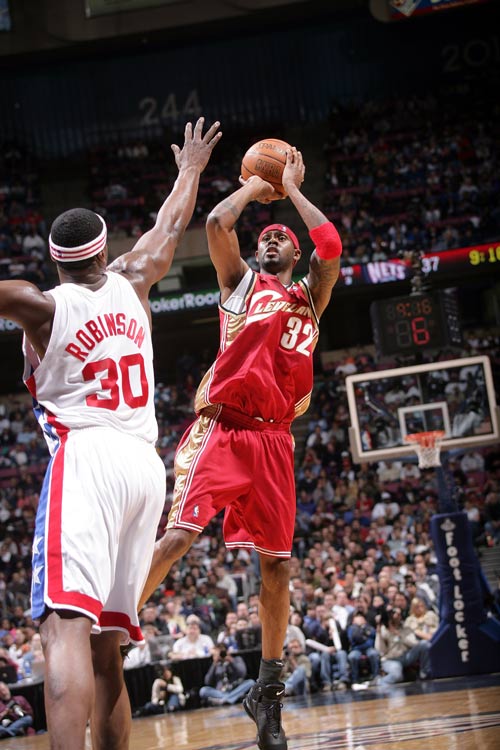  p>拉里·休斯(larry hughes),1979年1月23日出生于美国 a href="#">