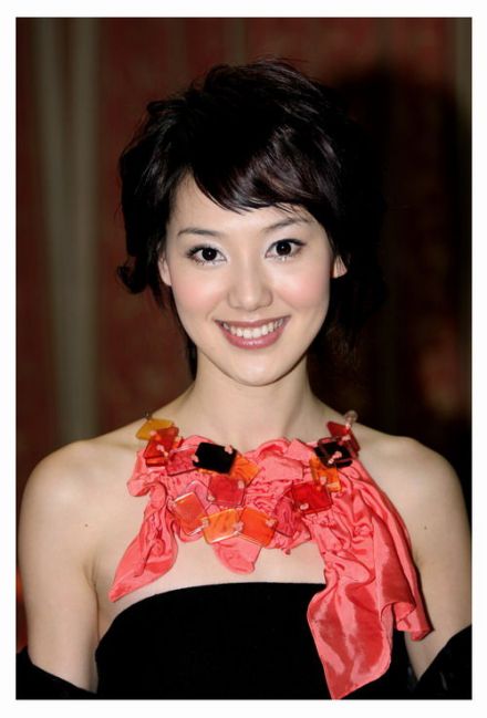 王冠（中国内地女主持人、演员、歌手）_百度百科
