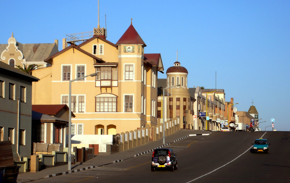  p>斯瓦科普蒙德(swakopmund),是纳米比亚西部大西洋沿岸的一座港市