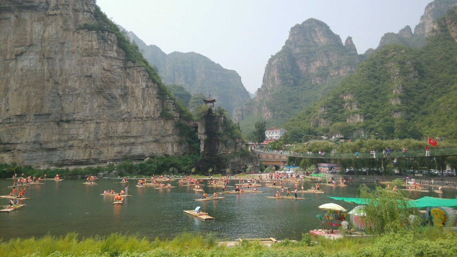  p>十渡风景区位于北京市房山区西南,有着中国北方唯一一处大规模