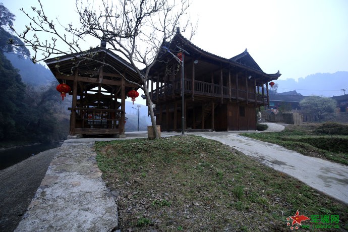 大湾苗寨