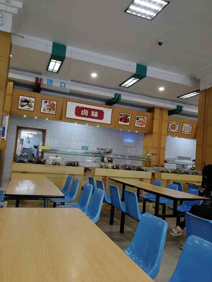 位于西湖区西湖区浙大路38号浙江大学玉泉校区内(近西溪路)