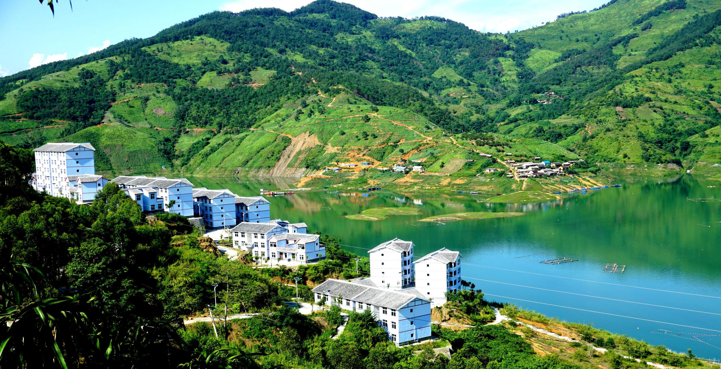  p>望谟县,隶属于 a target="_blank" href="/item/贵州省/20475641"