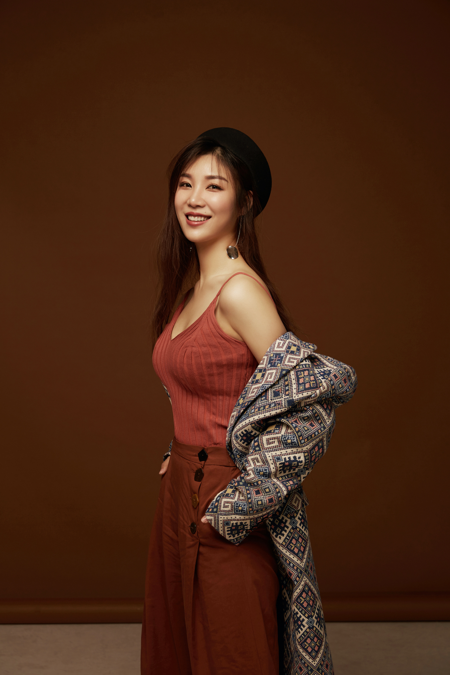  p data-id="go03wd5exj">小倩,女,华语女歌手,酷狗直播平台音乐主播.