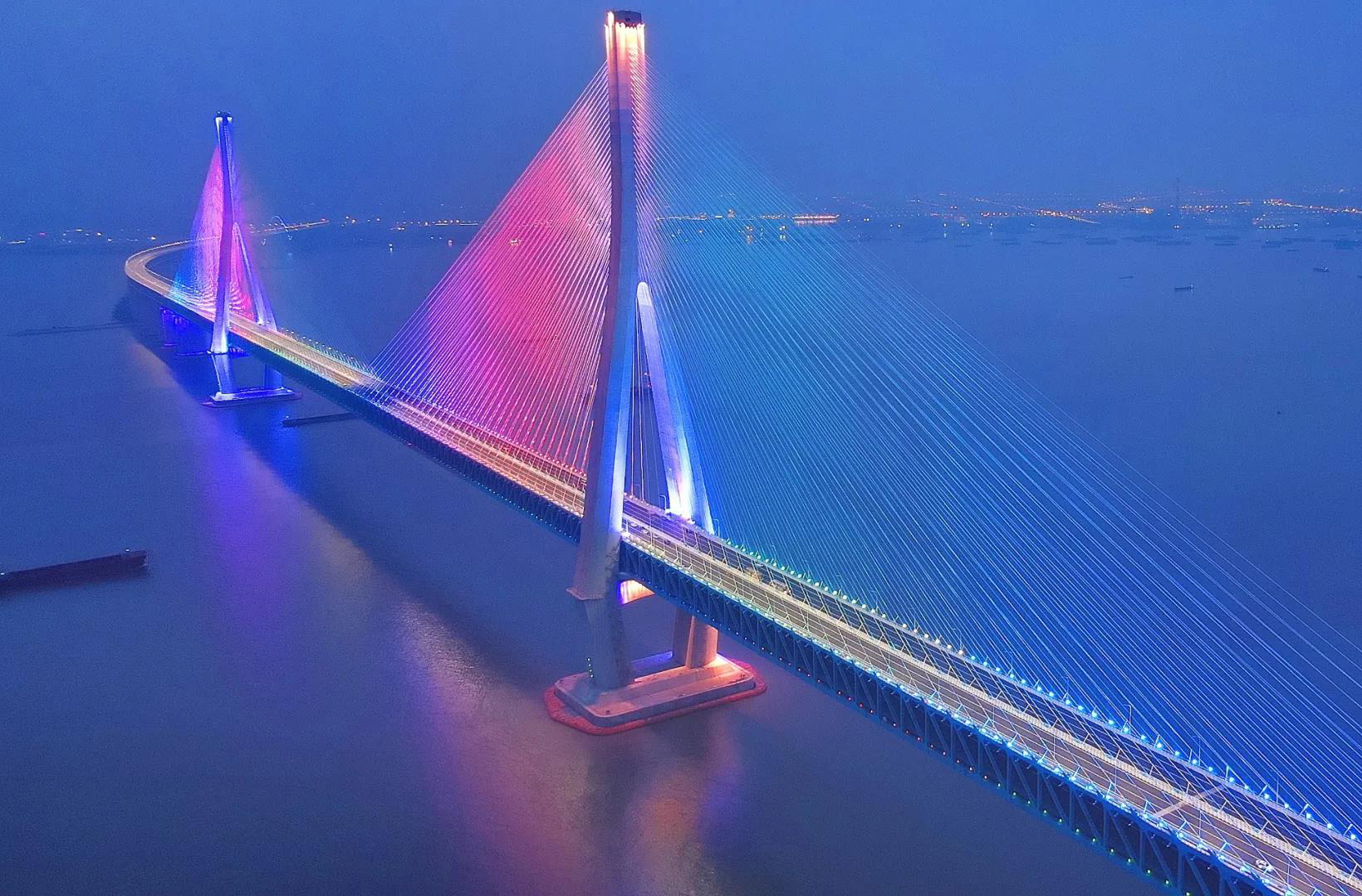 沪苏通长江铁路大桥