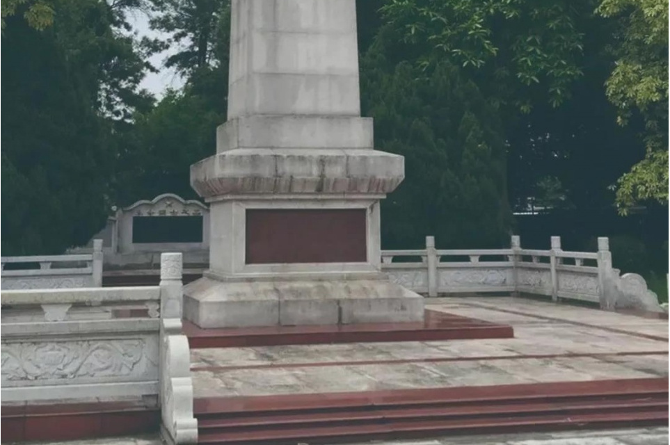 阮啸仙烈士陵园