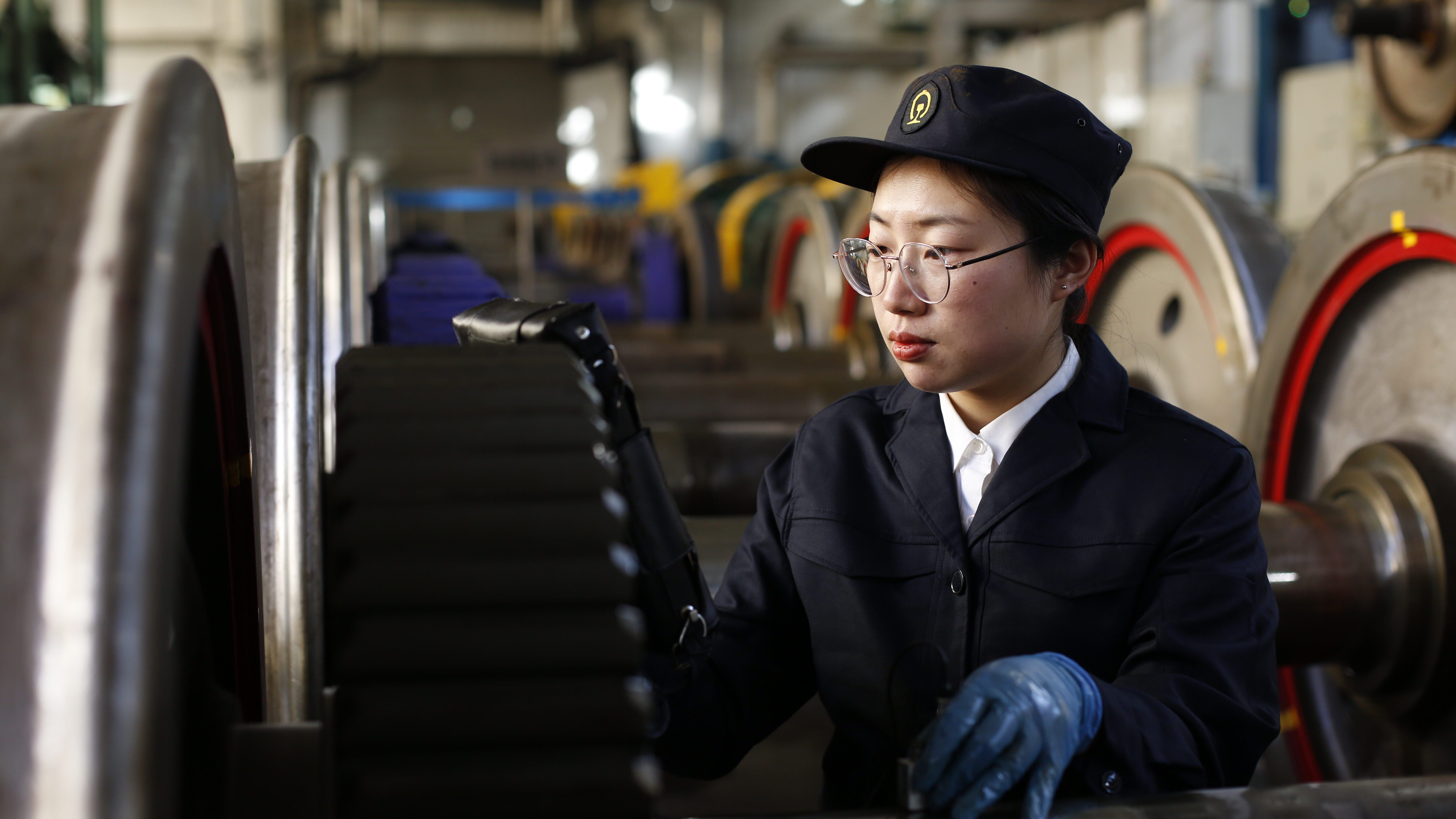 现任中国铁路济南局集团有限公司济南机务段检修车间无损检测员高级