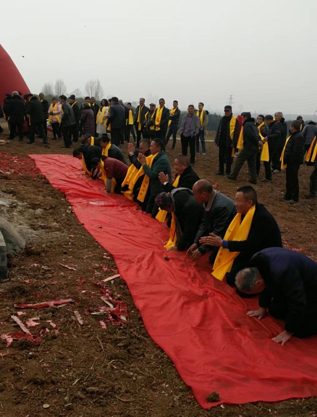 p>葛冲——隶属于河南省淅川县厚坡镇王河行政村,位于豫西南边陲淅川