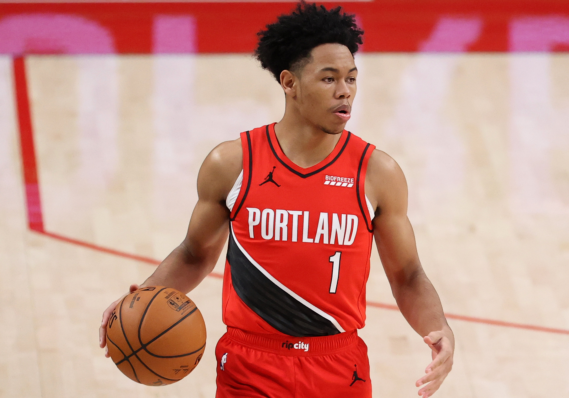 安芬尼·西蒙斯