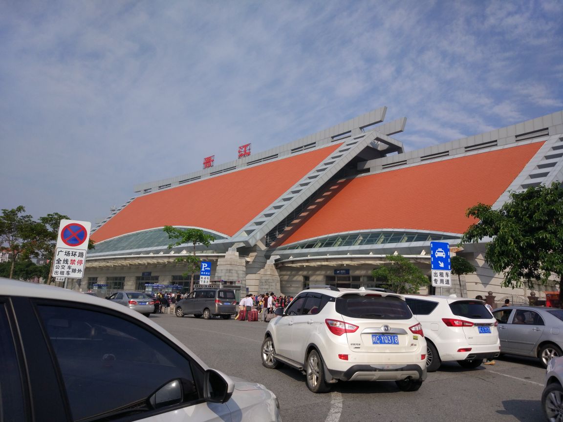 晋江到深圳火车票多少时间表,晋江到深圳北站的动车票价多少时间