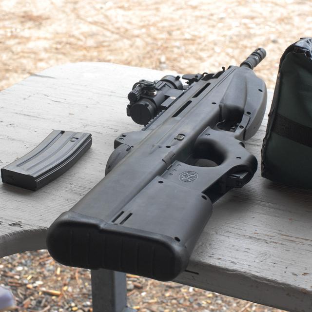 fn f2000突击步枪