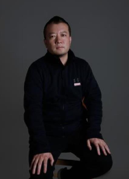 闫鹏飞