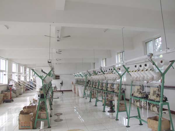  p>河北夏成龙拉链有限公司是一家集拉链前道,后道生产,销售,服务的