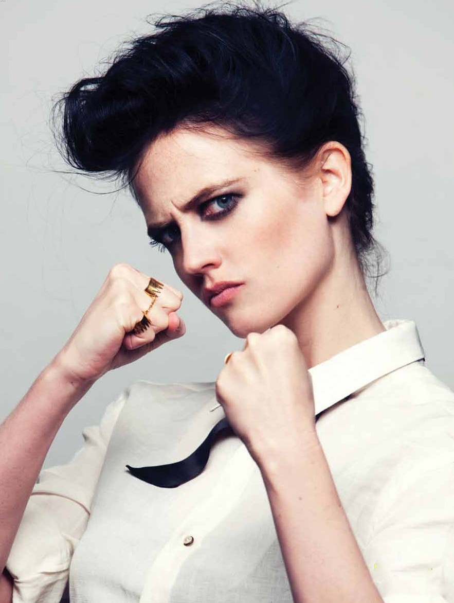  p>伊娃·格林(eva green),1980年7月6日出生于法国巴黎,法国演员.