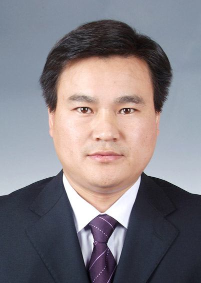 ctrid="tntuvys4sjus">向恒林,在职研究生文化,1990
