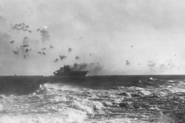  p>1942年8月24日至25日,美日双方海军在瓜岛东南海域展开了 a target