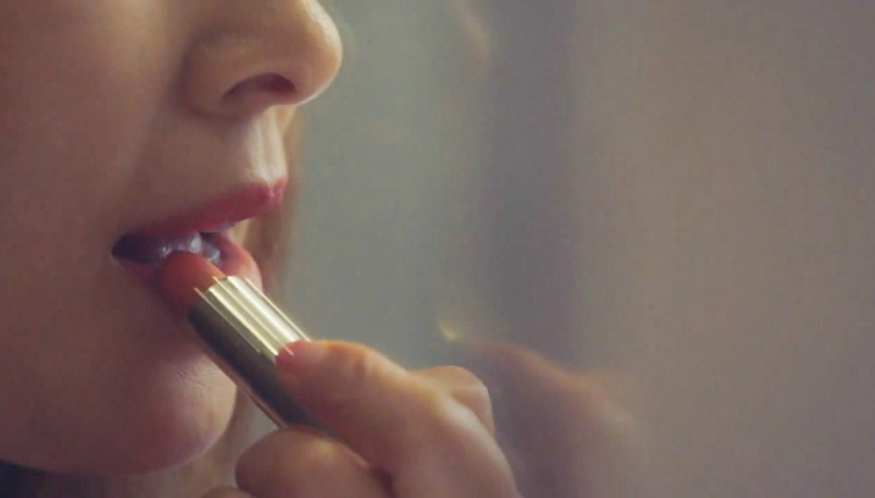 1960年4月2日出生于韩国首尔,韩国演员,毕业于东国大学电影(硕士)