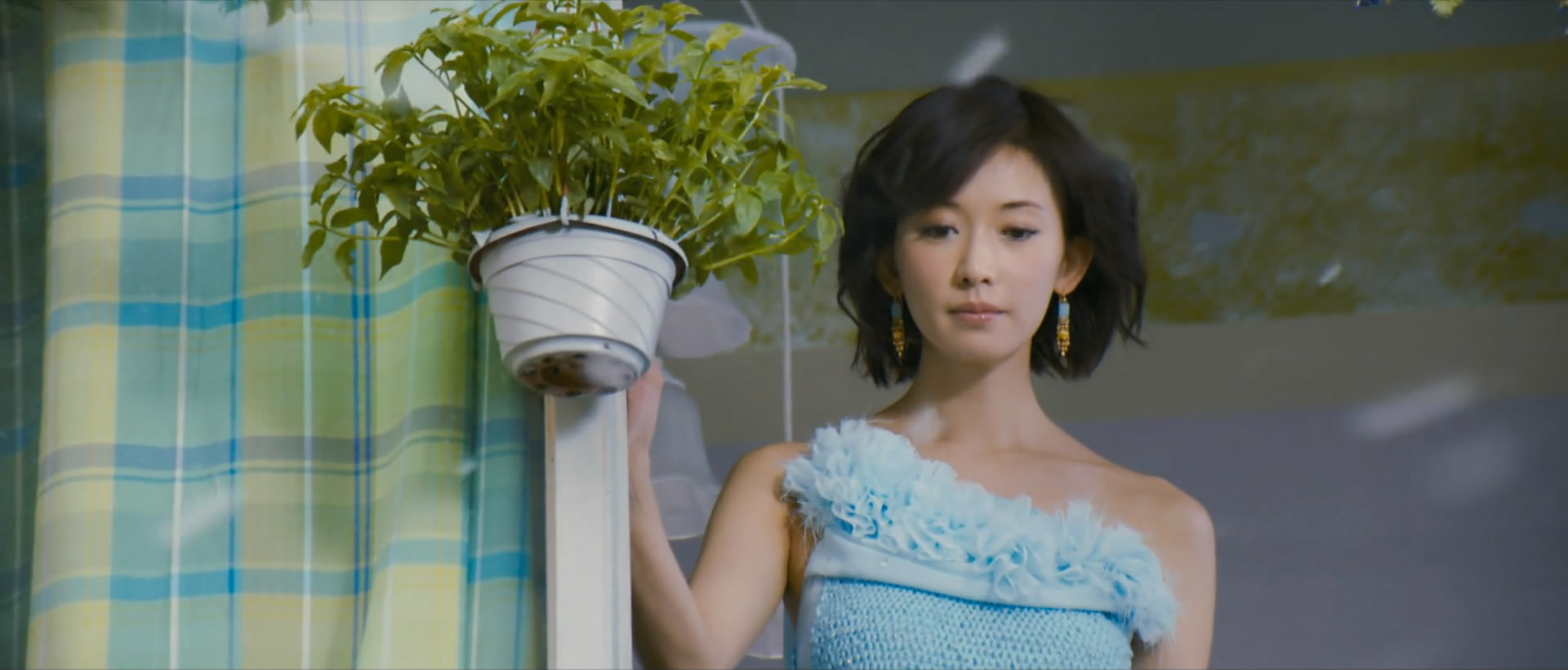  p>林志玲(lin chi-ling),1974年11月29日出生于台湾省台北市,华语