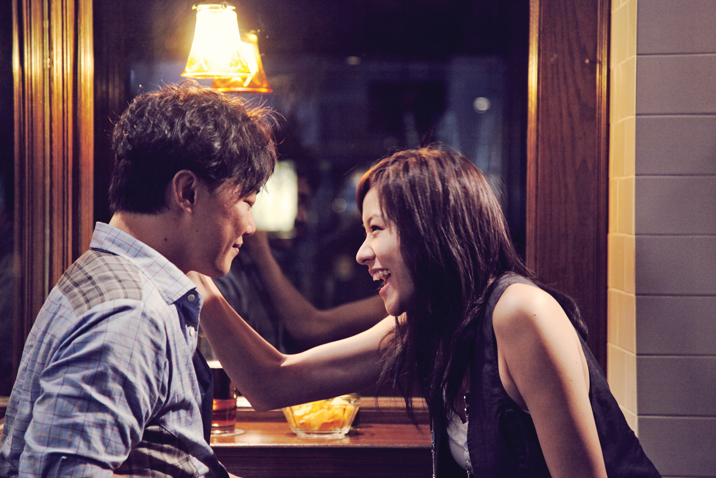  p>《恋人絮语》是一部由 a href="#" data-lemmaid="14479">曾国祥 