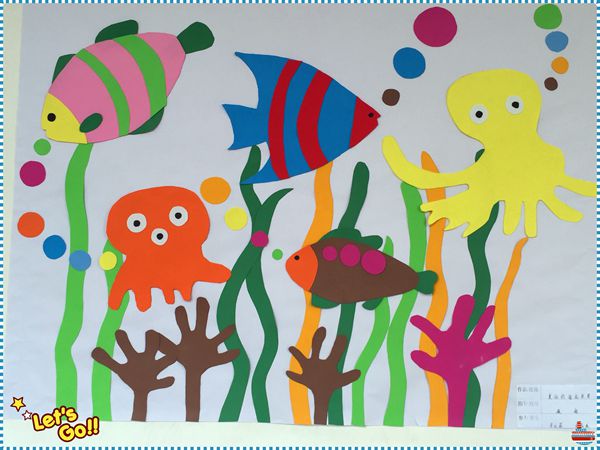 运用剪子,胶水等工具进行拼贴,组合和重叠粘合制成的纸艺术作品